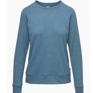 Aritzia TNA Andrews waffle long sleeve in Outerspace XS.